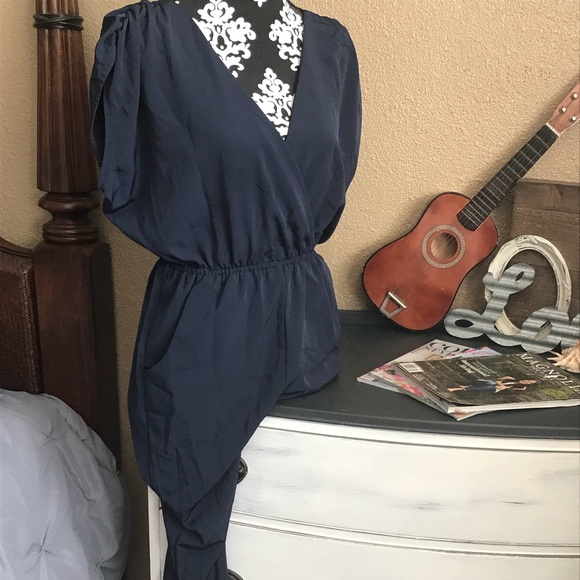 H&M JUMP SUIT - Picture 3 of 4